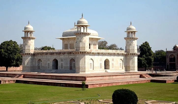 Itmad ud daulah