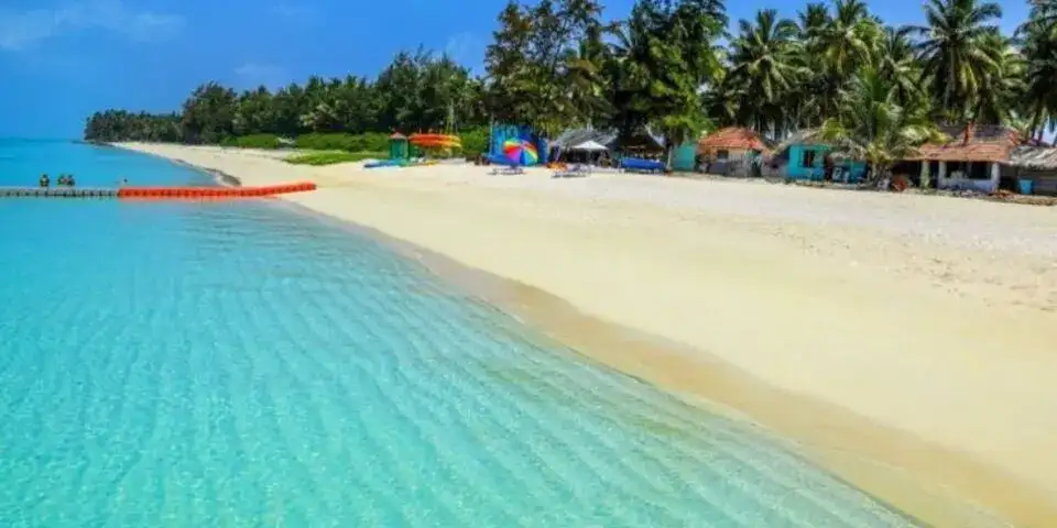 Amini Beach Amini Beach