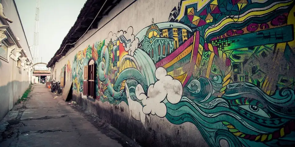 Art on a Wall in Bandra Art on a Wall in Bandra