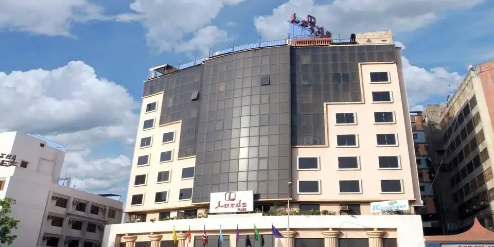 Lords Plaza, Surat Lords Plaza, Surat