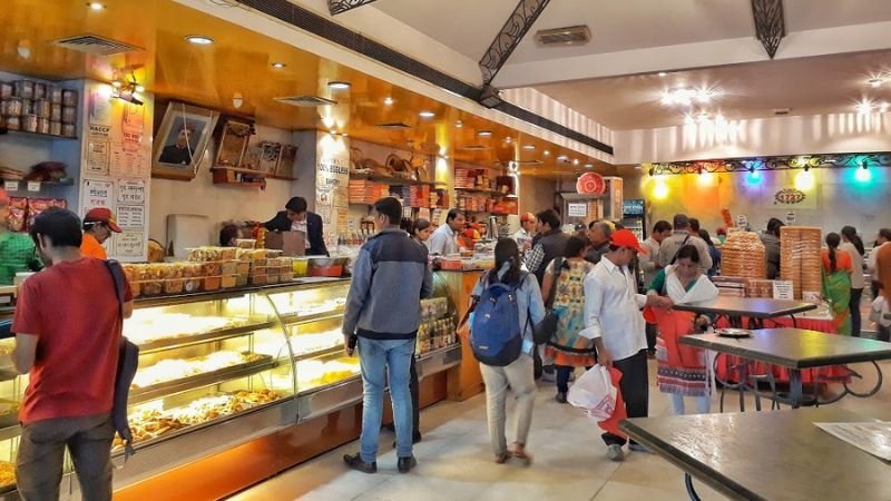 Dal Ki Kachori at Laxmi Mishthan Bhandar - Jaipur Food tour