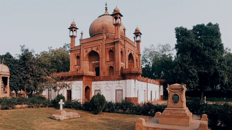 agra boot house