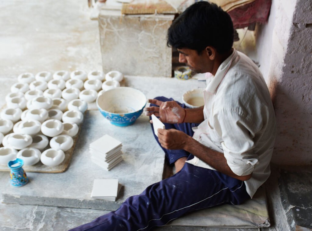 Blue pottery art workshop in Jaipur